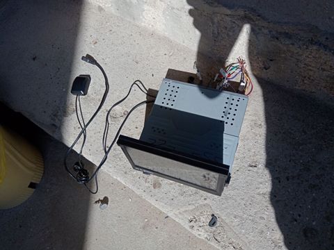 Avtomobil üçün multimedia başlıq (2DIN) Xüsusiyyətlər: - Sensor — Digah