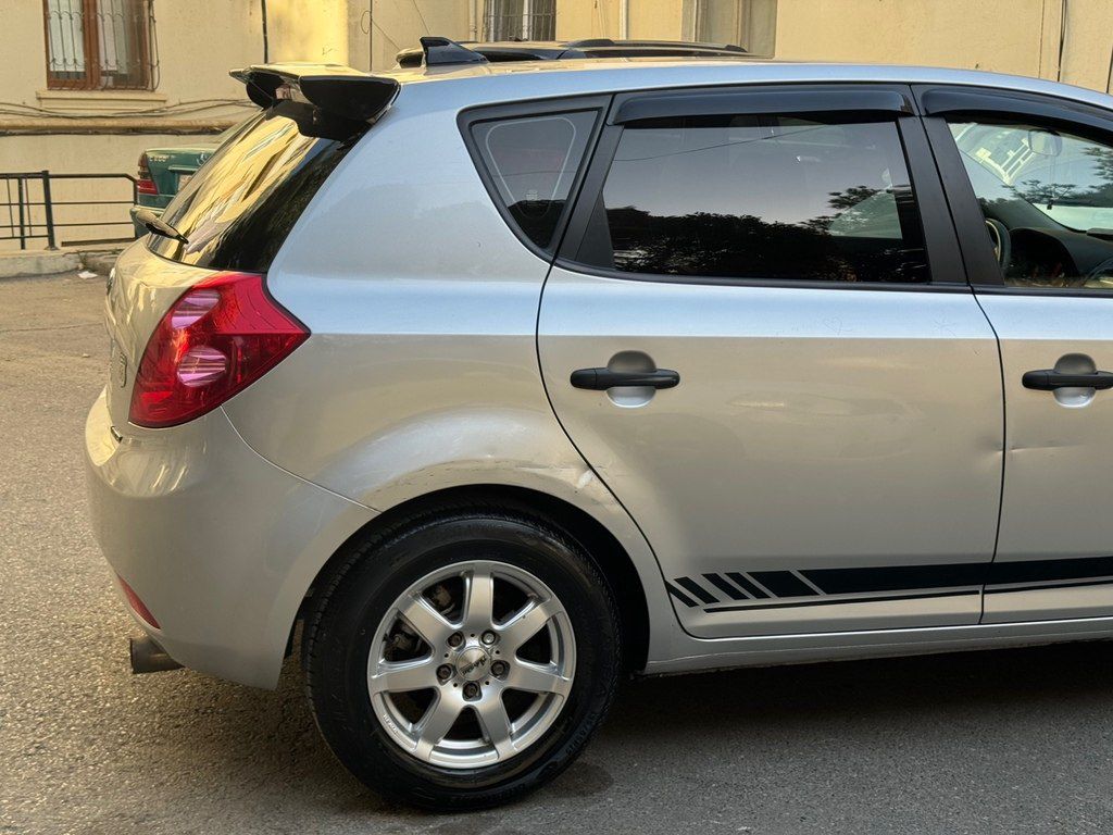 Kia Ceed, 1.4 L, 2007 il, 340 000 km — Avtomobillər, Bakı (8)