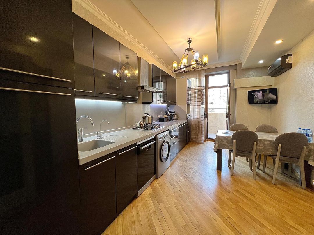 Satılır 4 otaqlı yeni tikili 165 m² — Mənzil, Bakı (11)