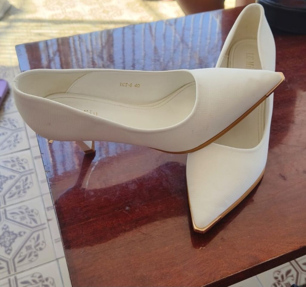Məhsul: Qadın ayaqqabıları – 2 model 1) Greyder platforma sandal — Sandal, Gəncə (4)