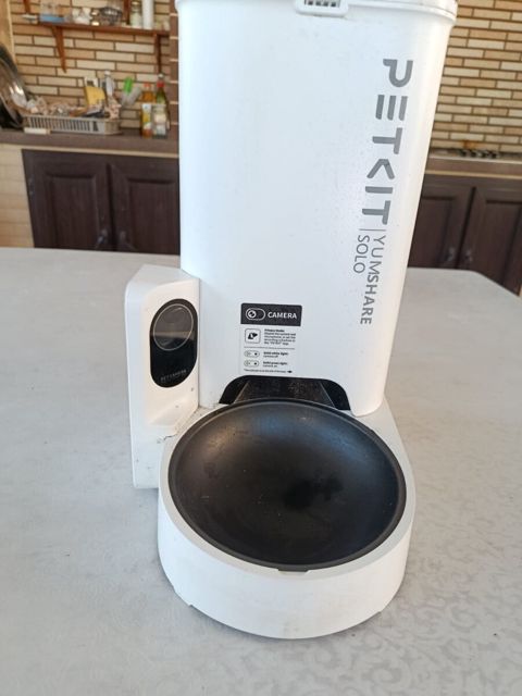 Petkıt Yumshare Solo yem qabı — Bakı