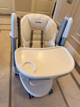 Peg Perego uşaq yemək stolu və kreslosu Peg Perego uşaq yemək stulu — Стульчики для кормления