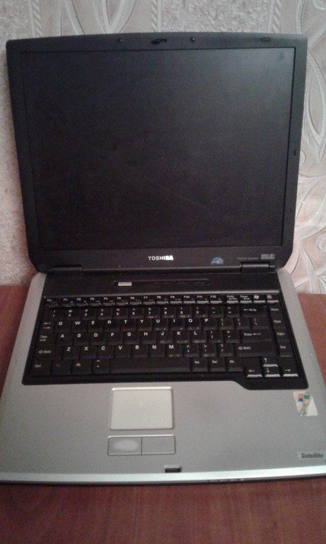 Noutbuk "Toshıba Satellite A40-S270" — Bakı