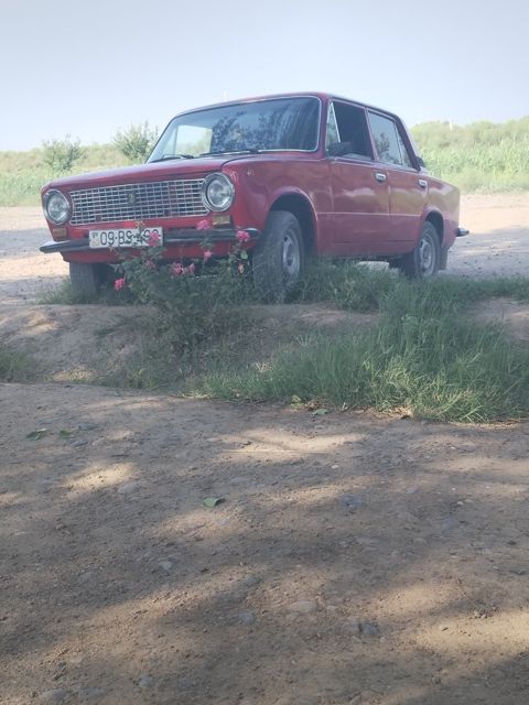 Lada (vaz) 21011, 1985 il — İmişli