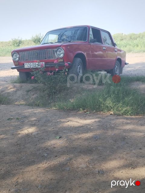Lada (vaz) 21011, 1985 il