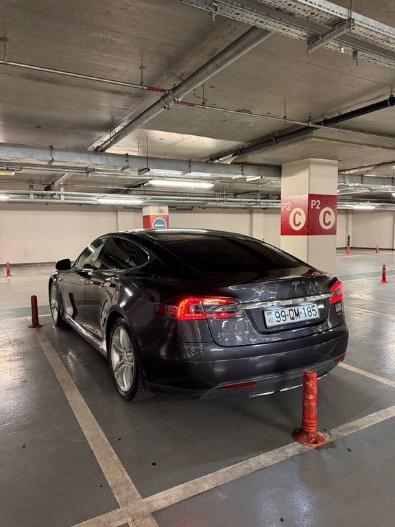 Tesla Model S, 70 kWh, 2015 il, 168 000 km — Avtomobillər, Bakı (3)