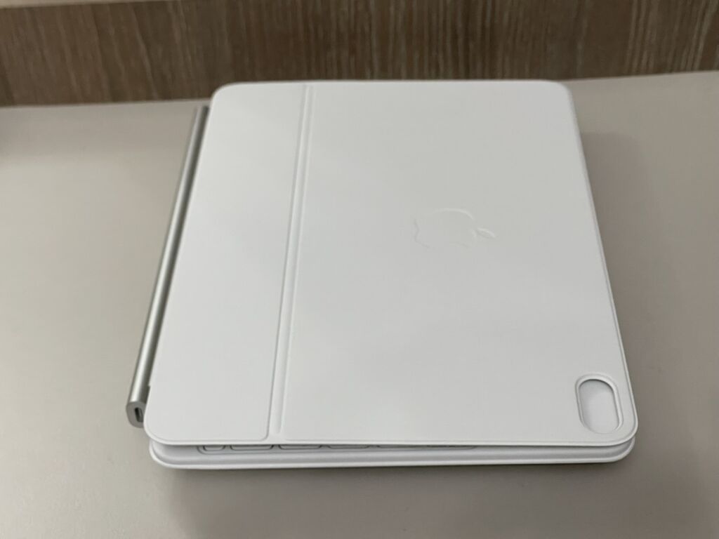 Apple Magic Keyboard for iPad Air 11inch m4 m3 m2 (Ağ rəng)yenidir — Klaviaturalar və siçanlar, Bakı (5)