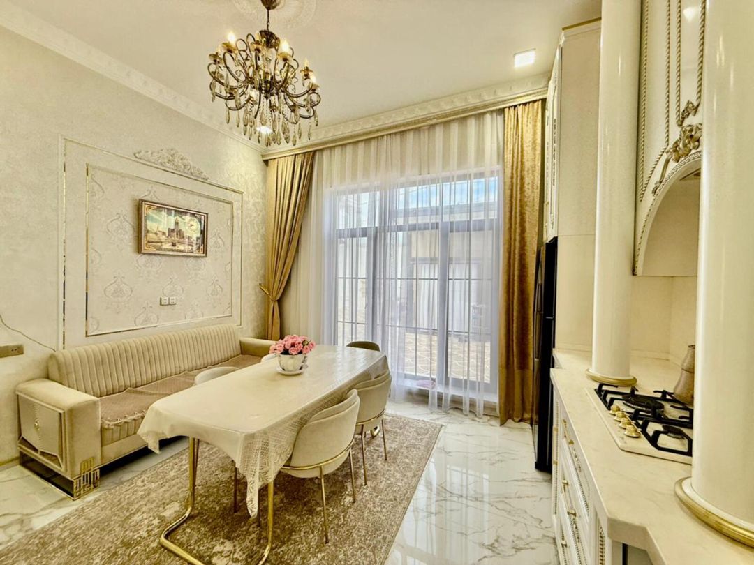 Satılır 5 otaqlı həyət evi/bağ evi 200 m² — Ev, villa, Bakı (9)