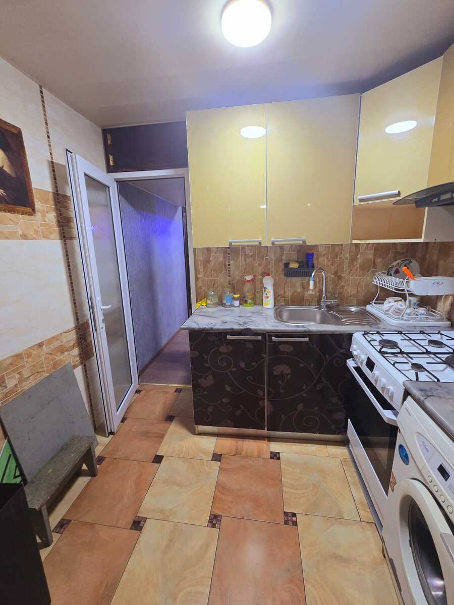 İcarəyə verilir 4 otaqlı köhnə tikili 75 m² — Mənzil, Bakı (4)