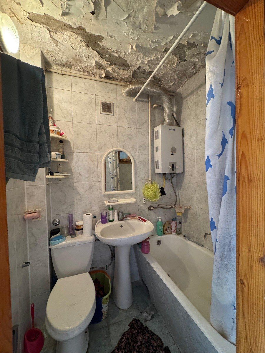 Satılır 1 otaqlı köhnə tikili 45 m² — Mənzil, Bakı (7)