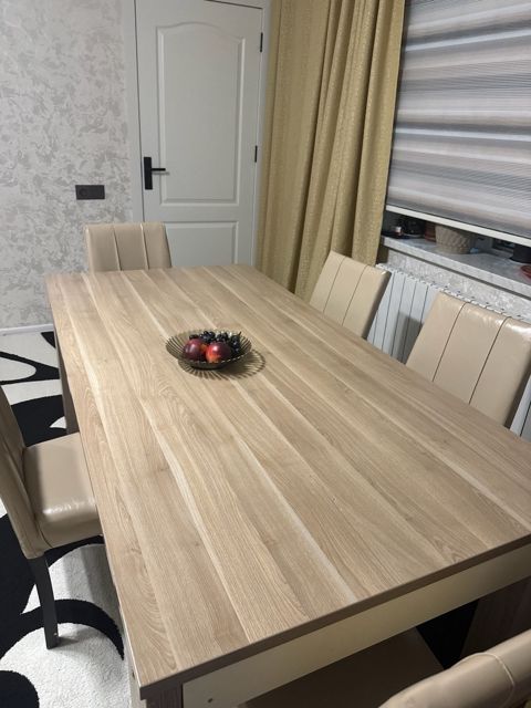 Masa və oturacaqlar — Bakı