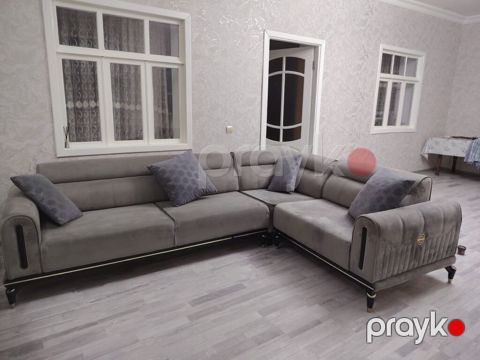 *ZB *Divan Satilir 580 AZN* 2 min azn alinibdi hec bir problemi