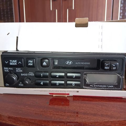 Hyundai kasetli avtomobil maqnitofonu + Pioneer DVD pleyer Hyundai — Bakı