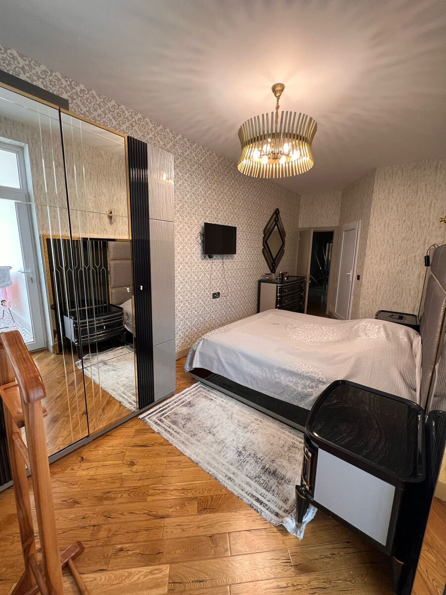 Satılır 4 otaqlı yeni tikili 204 m² — Mənzil, Bakı (2)