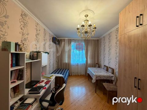 Satılır 2 otaqlı köhnə tikili 50 m²