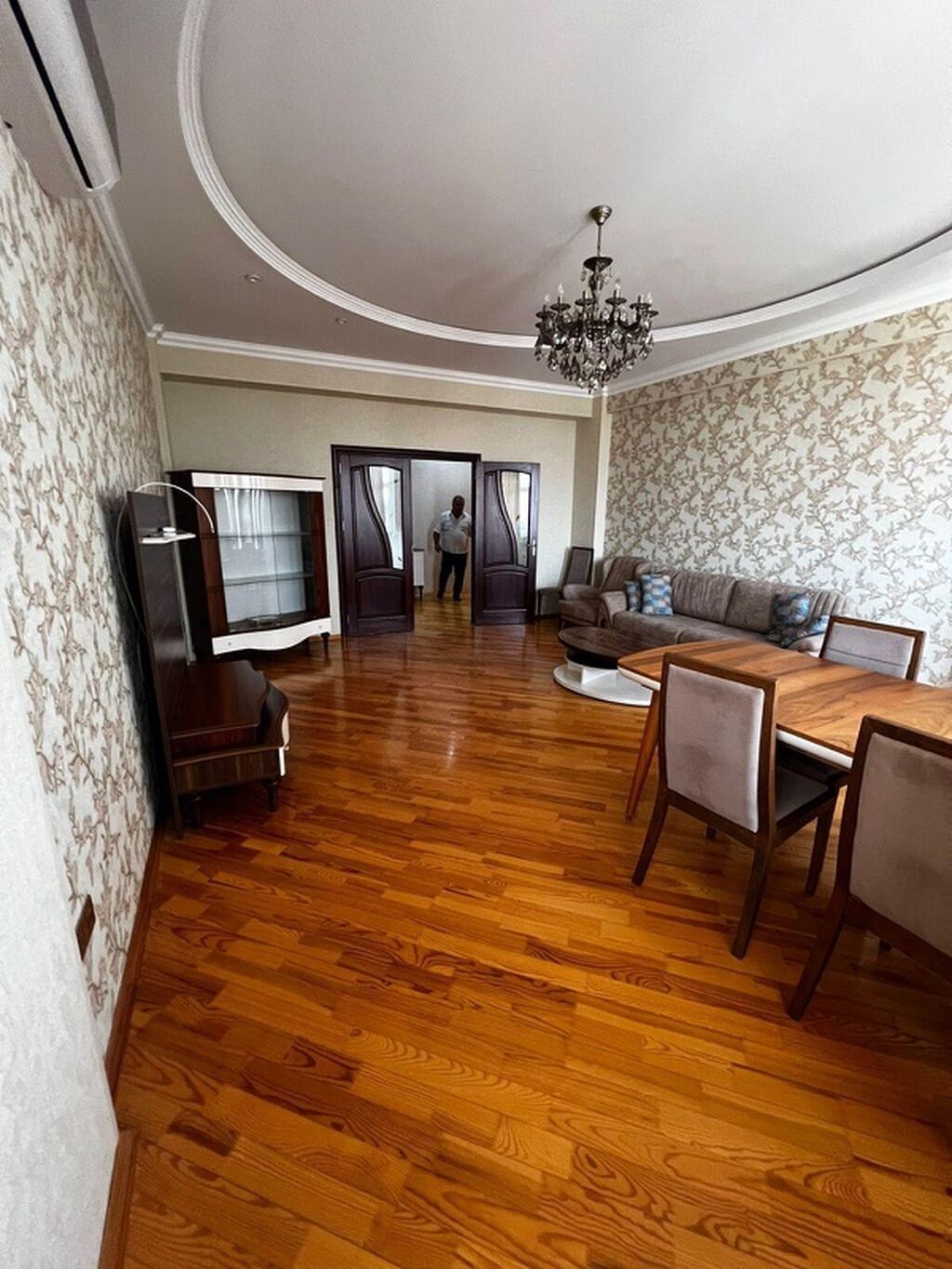 2 otaqlı, 106 kv. m — Mənzil, Bakı (8)