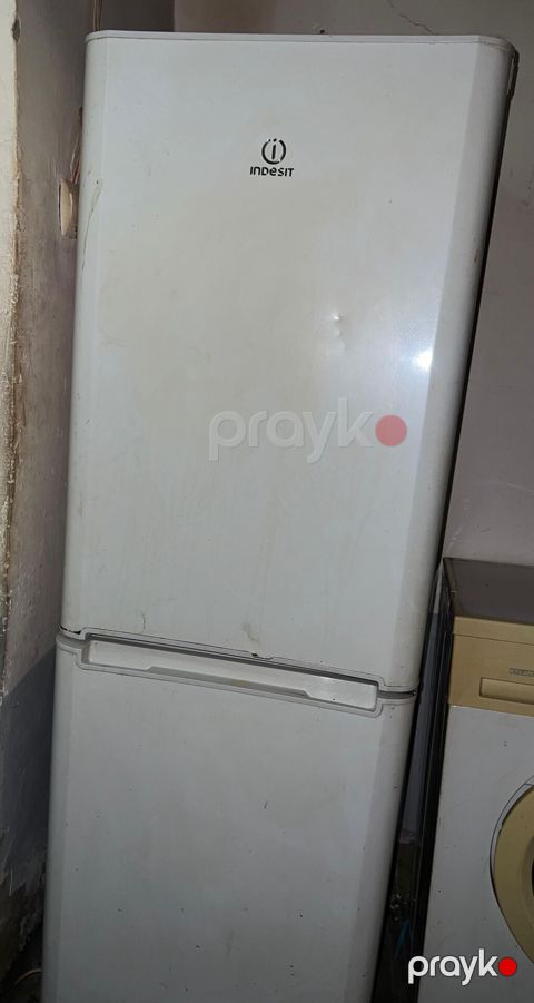 Yeni 2 qapılı Indesit Soyuducu Satılır, rəng - Ağ — Bakı