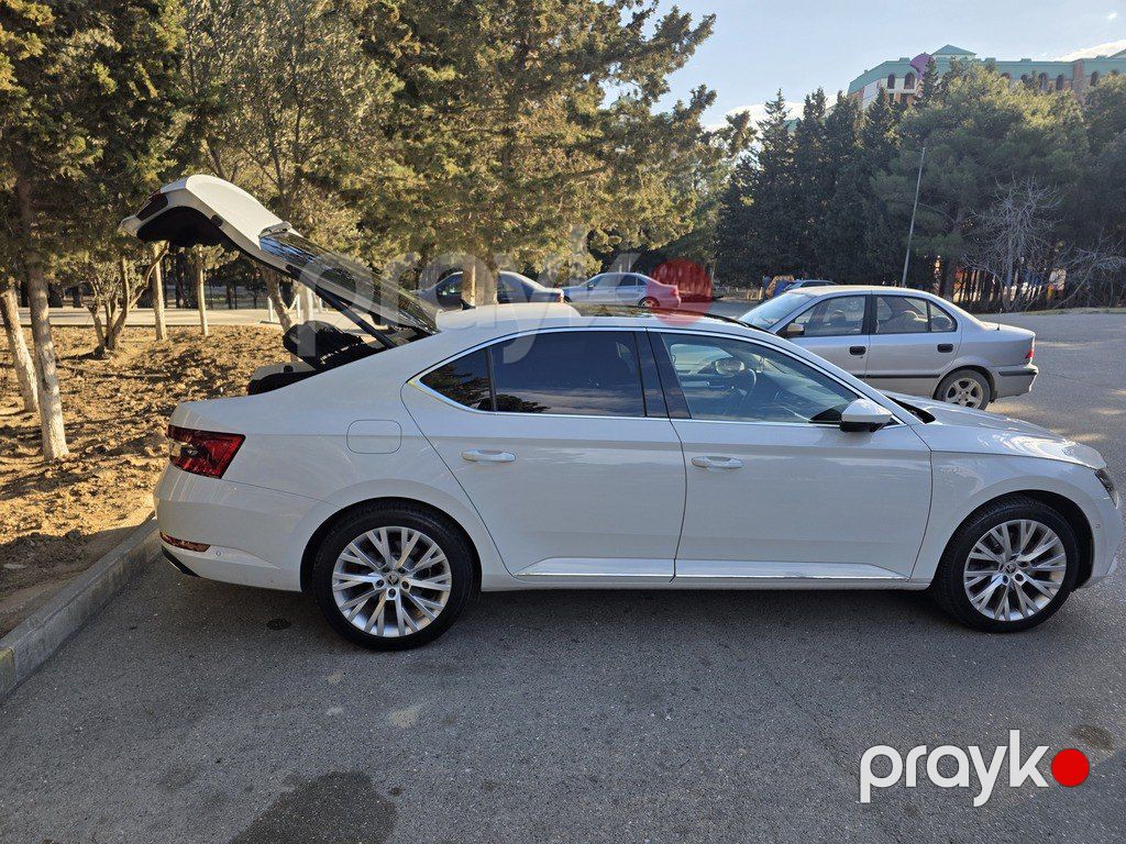 Skoda Superb, 2.0 L, 2020 il, 120 500 km — Avtomobillər, Sumqayıt (3)