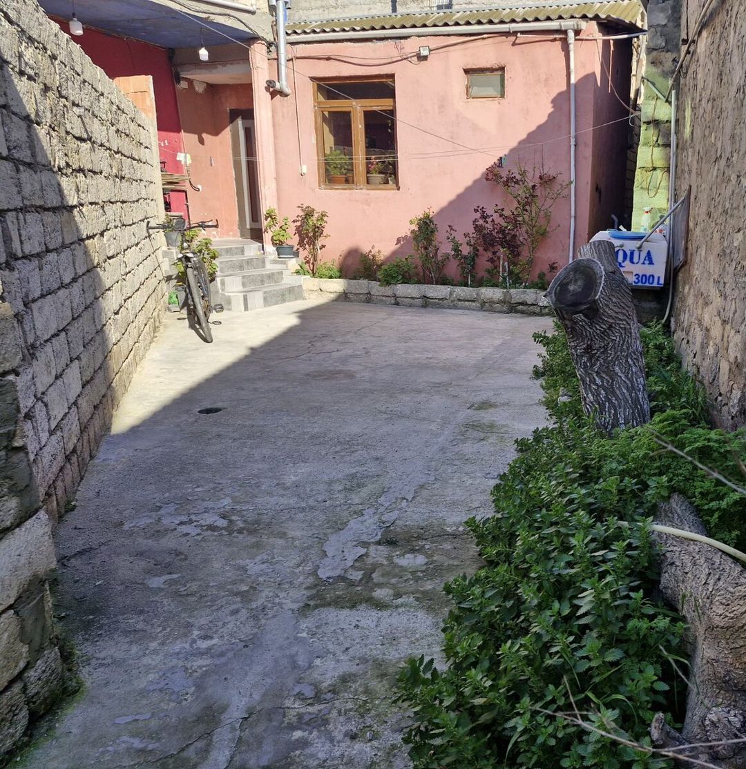 Həyət evi, Əhmədli qəs — Ev, villa, Bakı