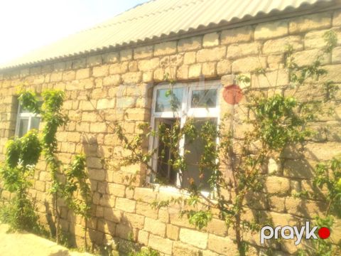 Həyət evi, Koroğlu m