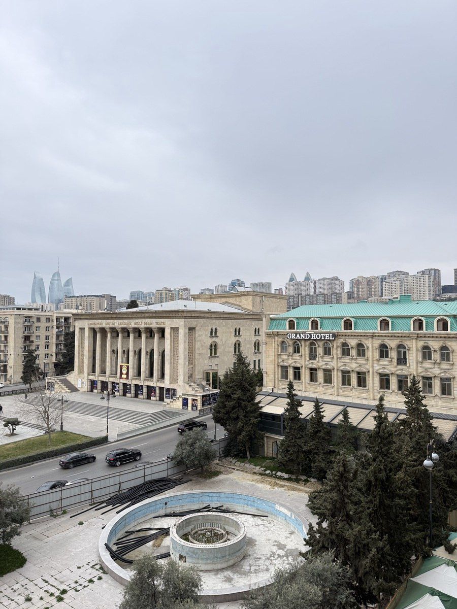 Satılır 4 otaqlı köhnə tikili 120 m² — Mənzil, Bakı (6)