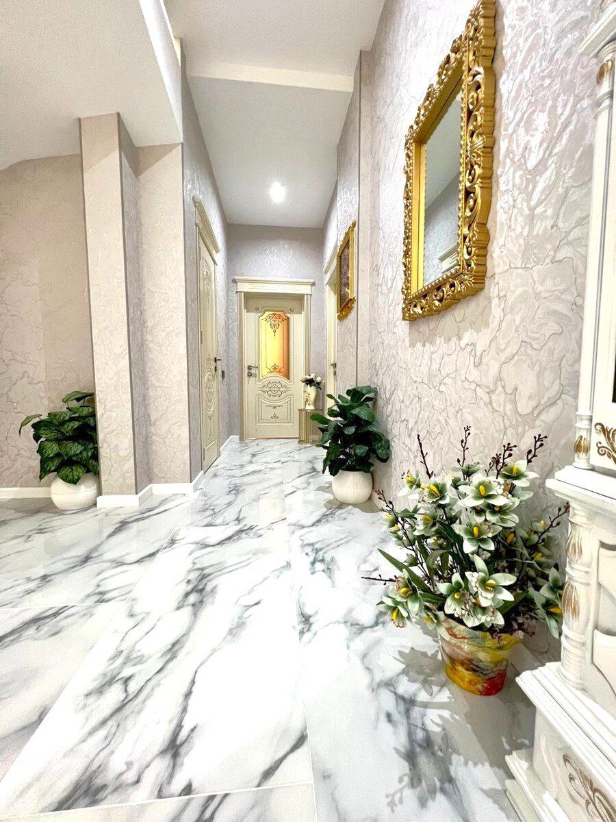 Satılır 5 otaqlı yeni tikili 500 m² — Mənzil, Bakı (11)