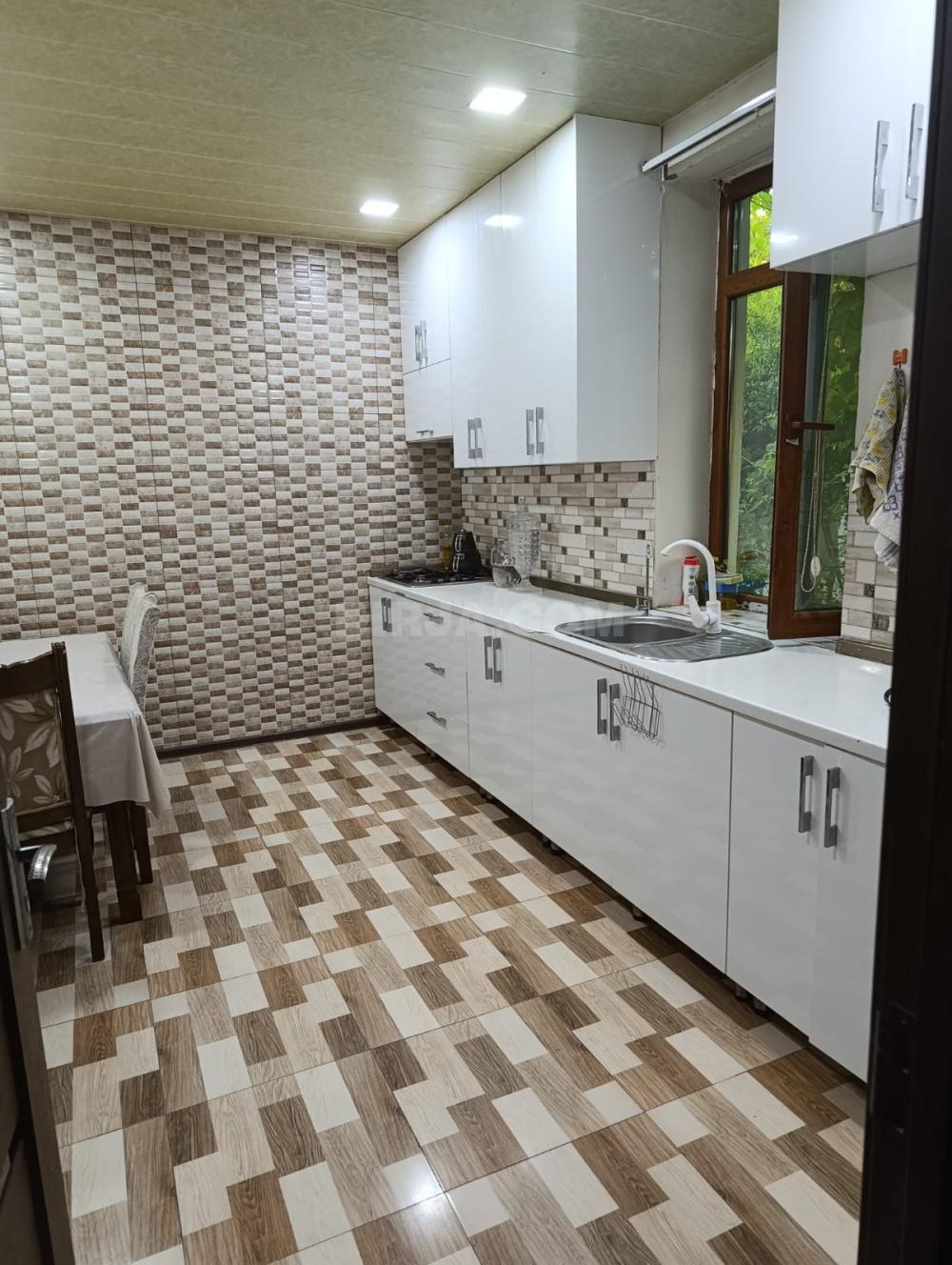 Buzovnada həyət evi satılır — Ev, villa (5)
