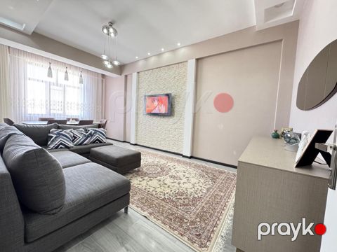 Satılır 2 otaqlı yeni tikili 82 m²