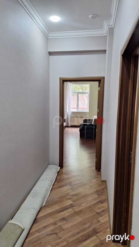 İcarəyə verilir 4 otaqlı yeni tikili 127 m²