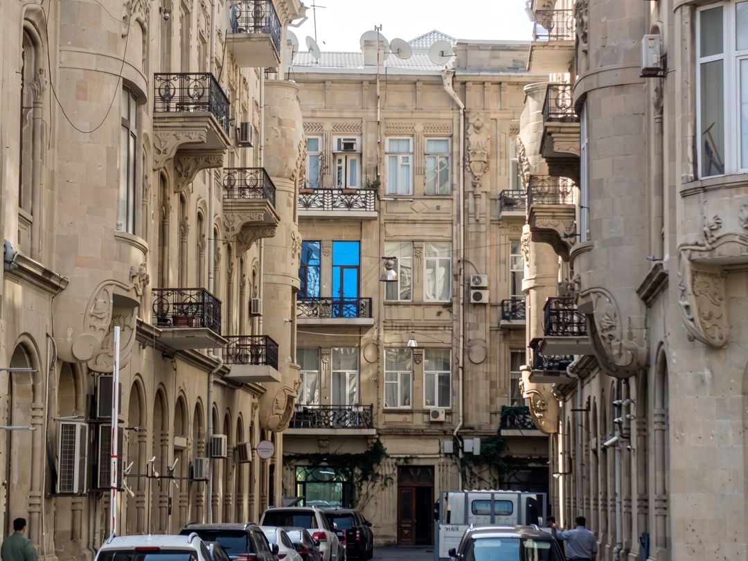 Satılır 3 otaqlı köhnə tikili 75 m² — Mənzil, Bakı (2)