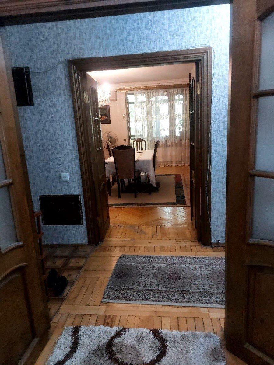 Satılır 4 otaqlı köhnə tikili 100 m² — Mənzil, Bakı (10)