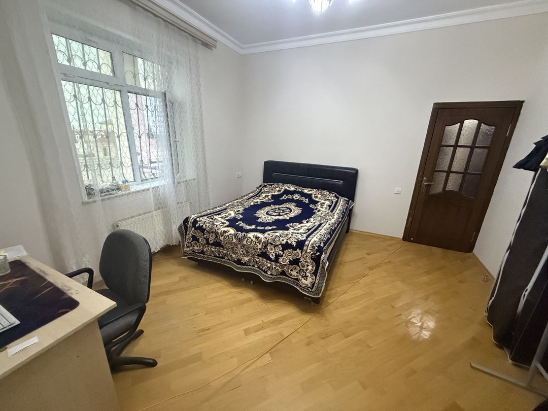 İcarəyə verilir 4 otaqlı həyət evi/bağ evi 240 m² — Ev, villa, Bakı (12)