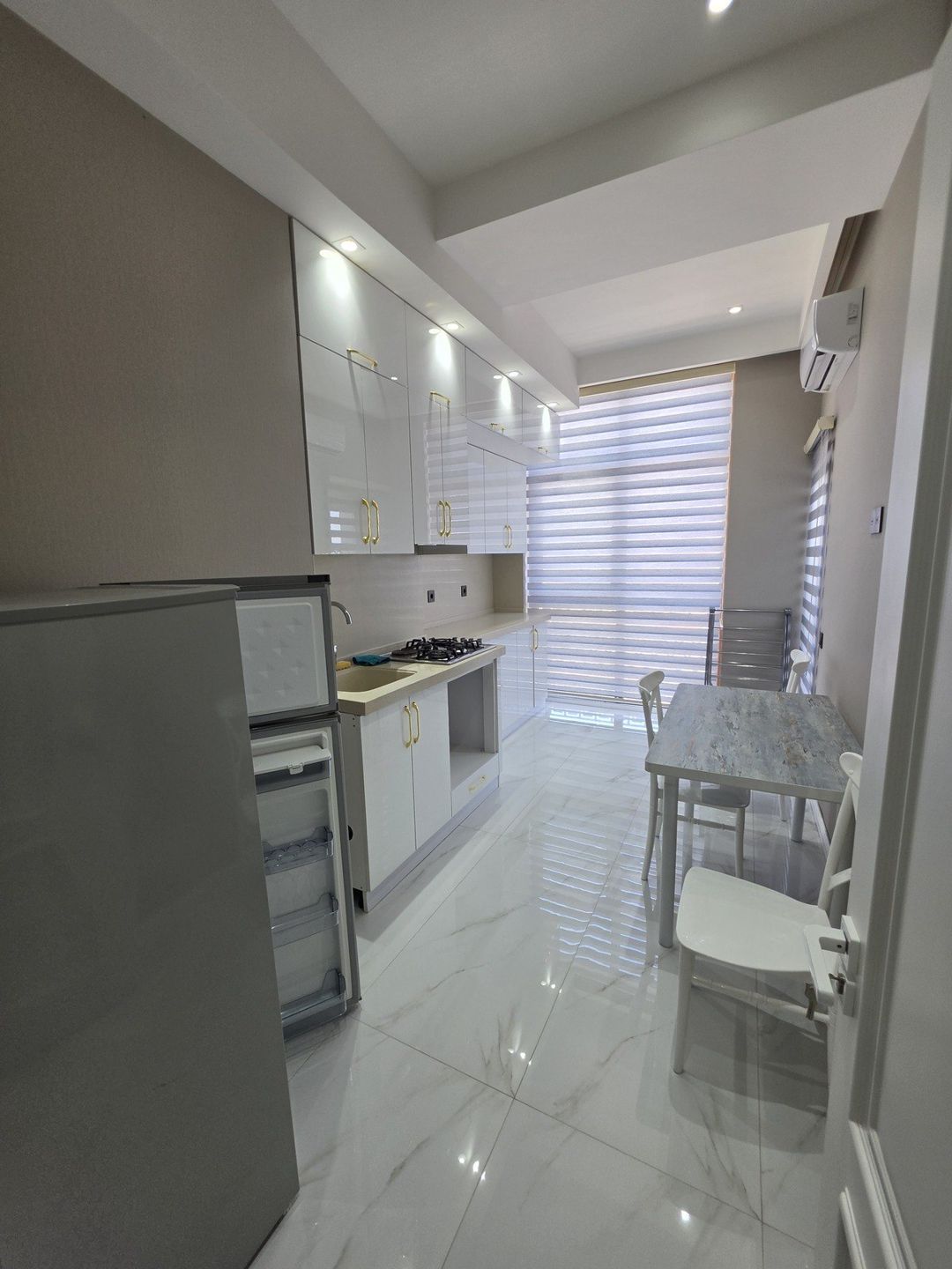 İcarəyə verilir 2 otaqlı yeni tikili 74 m² — Mənzil, Bakı (6)