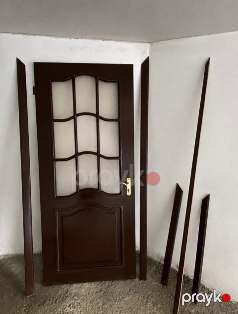 Otaq qapısı