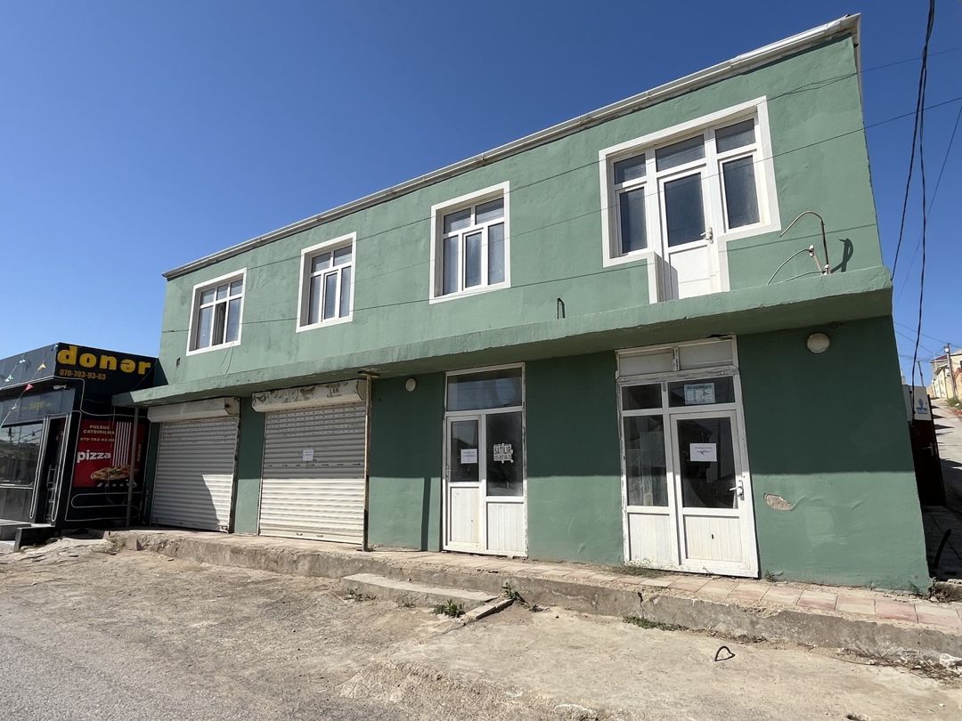 Satılır 3 otaqlı həyət evi/bağ evi 200 m² — Ev, villa, Bakı (2)