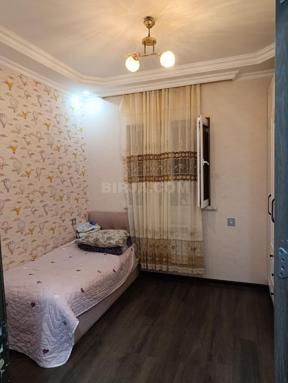 Buzovnada həyət evi satılır — Ev, villa (11)