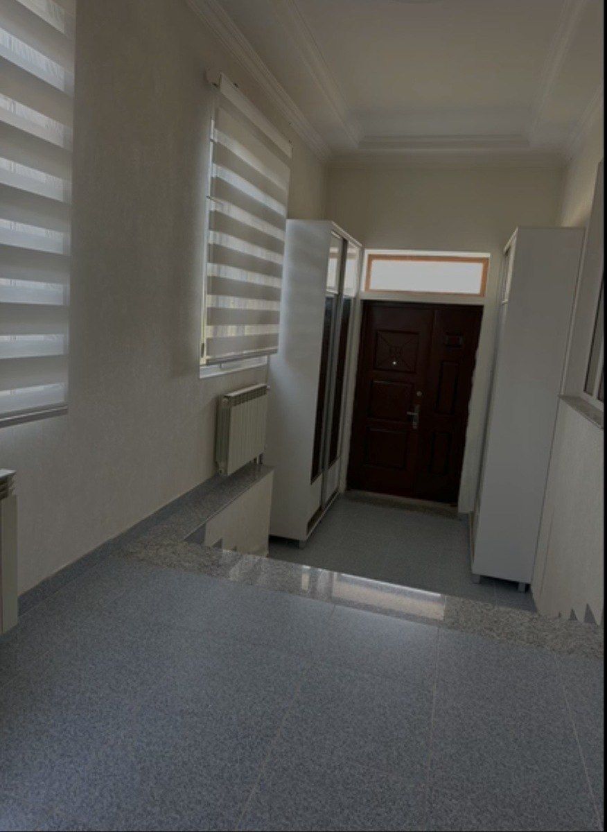 Satılır 5 otaqlı həyət evi/bağ evi 250 m² — Ev, villa, Bakı (4)
