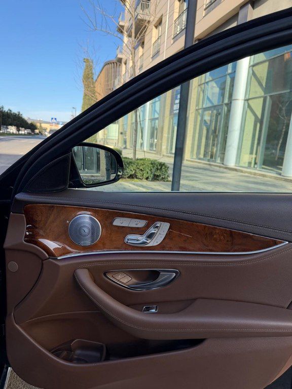 Mercedes E 300, 2.0 L, 2018 il, 156 000 km — Avtomobillər, Bakı (10)