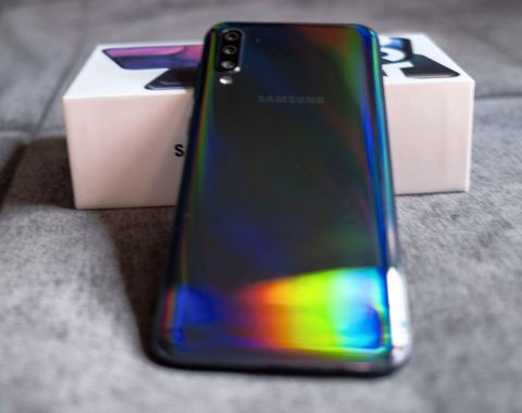 Samsung Galaxy A50, 128 GB, rəng - Qara, Sensor, Barmaq izi, İki sim kartlı — Bakı