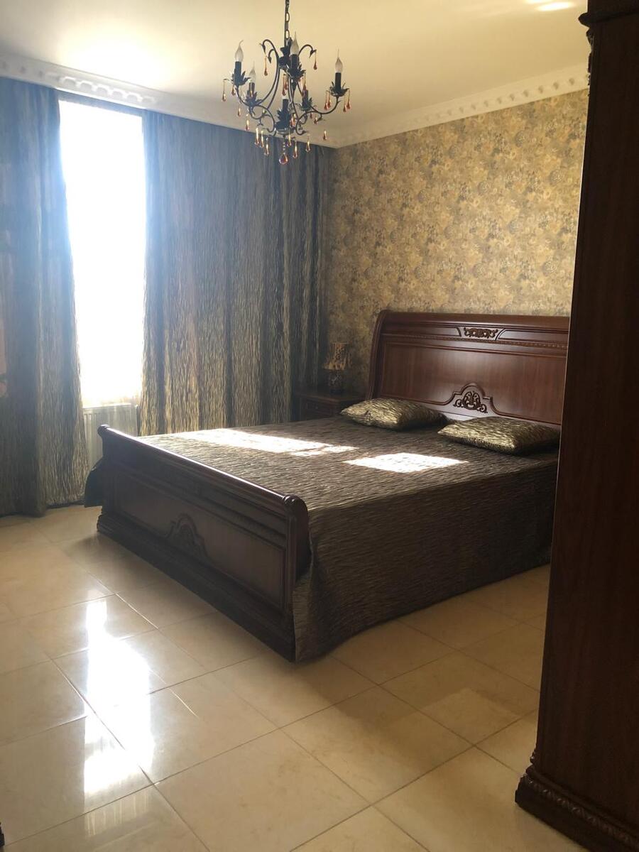 Satılır 6 otaqlı həyət evi/bağ evi 300 m² — Ev, villa, Bakı (12)