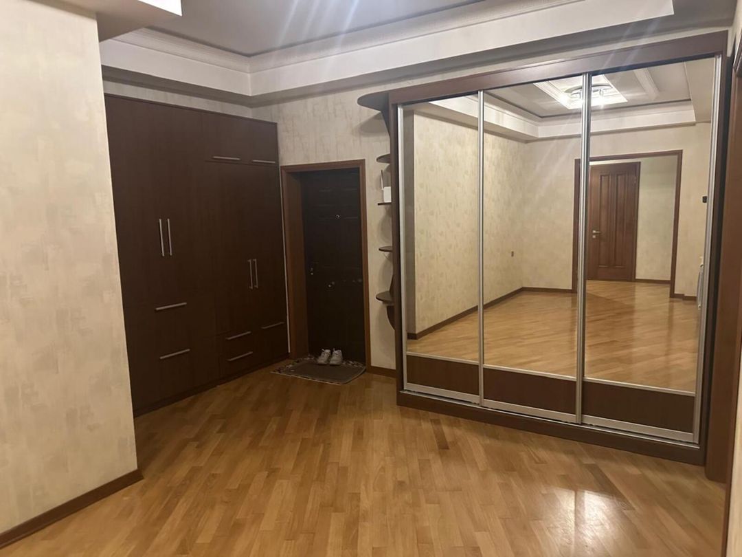 Satılır 3 otaqlı yeni tikili 136 m² — Mənzil, Bakı (4)