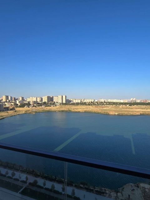 Satılır 3 otaqlı yeni tikili 85 m²