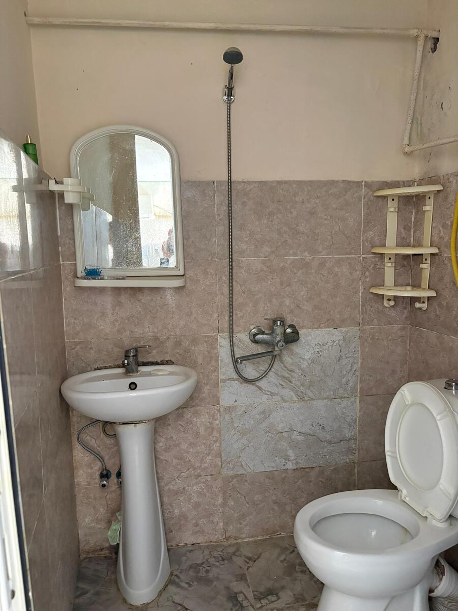 İcarəyə verilir 1 otaqlı köhnə tikili 65 m² — Mənzil, Bakı (3)