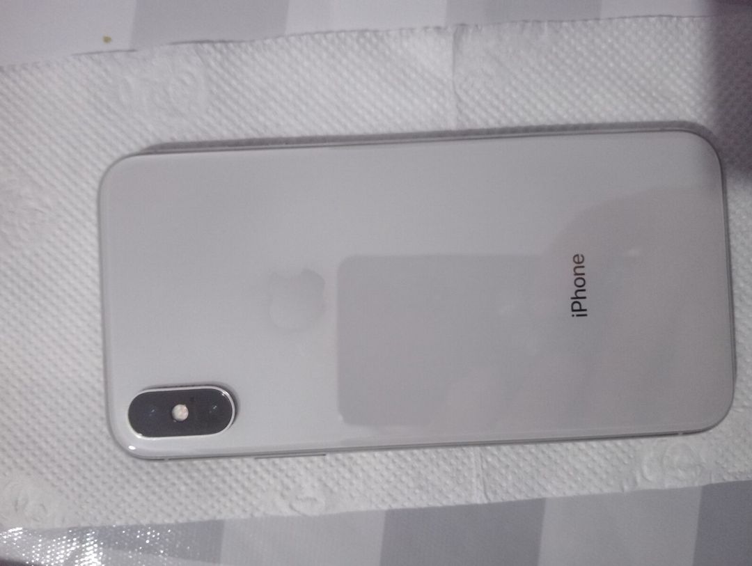 Apple iPhone X Silver 128GB/3GB — Smartfonlar, Bakı (2)