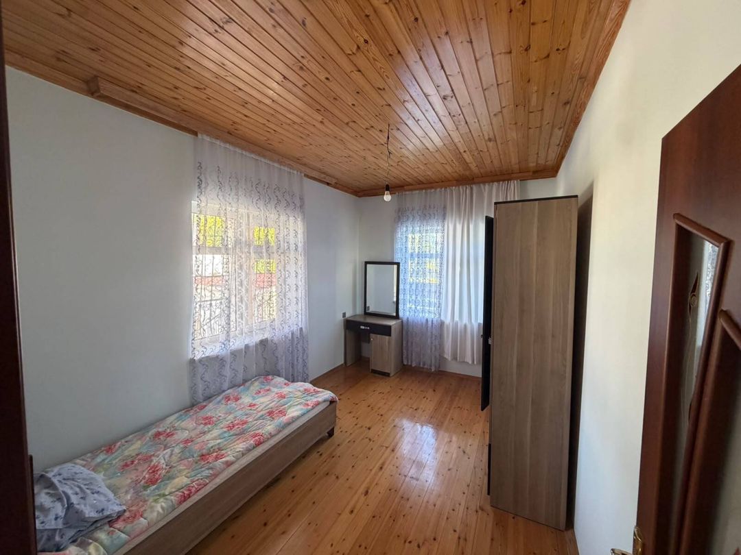 Satılır 5 otaqlı həyət evi/bağ evi 240 m² — Ev, villa, Bakı (9)