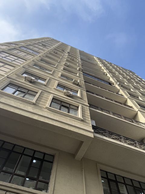 Satılır 2 otaqlı yeni tikili 113.1 m² — Bakı