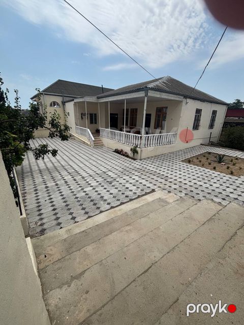 Satılır 4 otaqlı həyət evi/bağ evi 110 m²