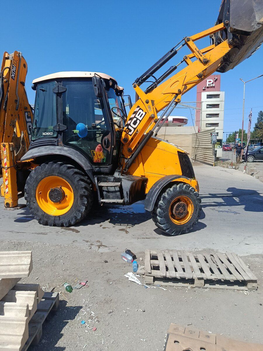 Ekskavator JCB, 2013 il — İnşaat texnikası, Bakı (3)