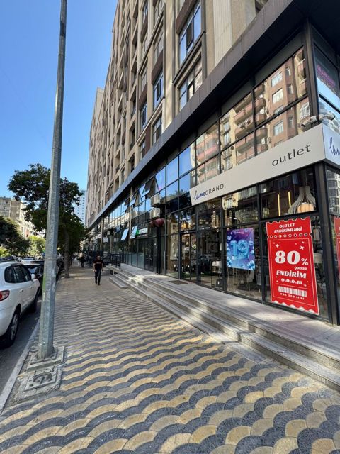 Satılır obyekt 170 m² — Bakı