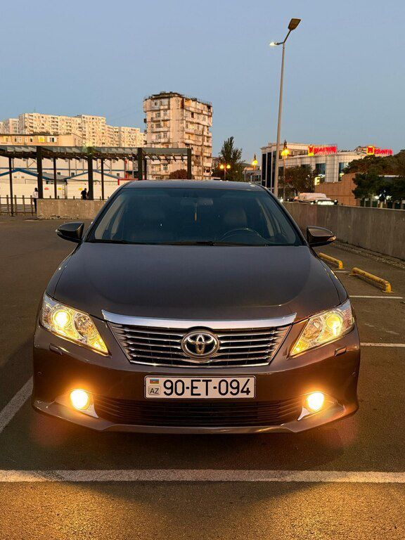 Toyota Camry, 2.5 L, 2014 il, 241 000 km — Avtomobillər, Bakı (8)